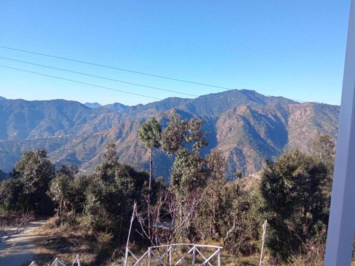 In Apple Estate Kanatal Esterno foto